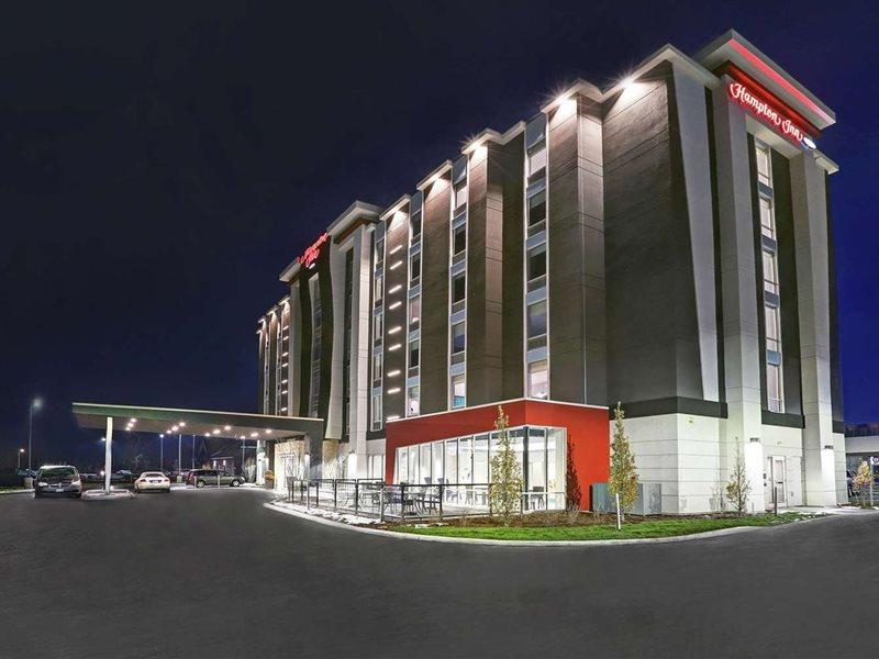 Hampton Inn Peterborough Exterior foto